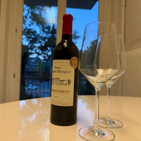 New In 3 Bedrooms And Spacious شقة