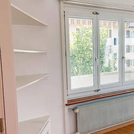New In 3 Bedrooms And Spacious * Bern