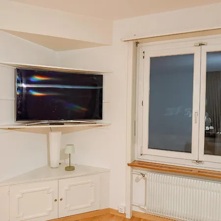 New In 3 Bedrooms And Spacious *