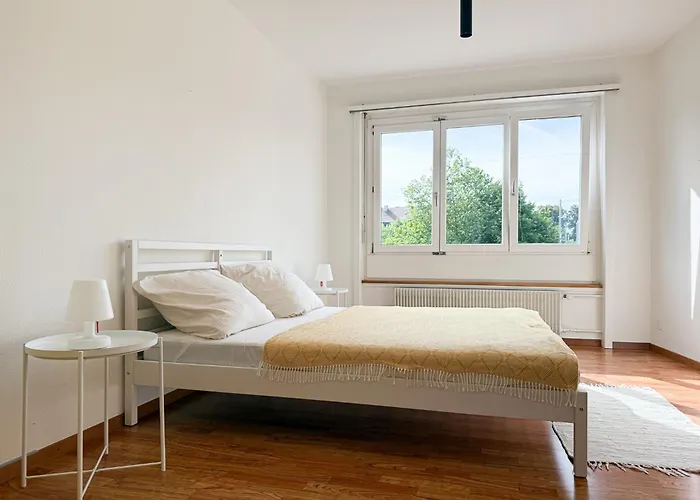 New In 3 Bedrooms And Spacious