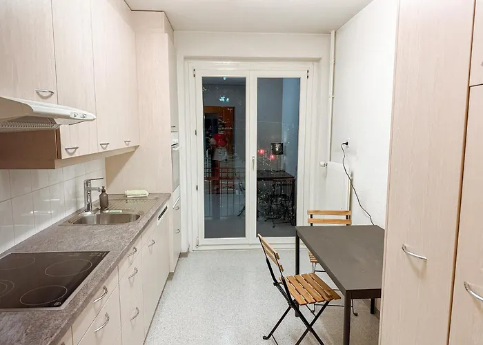 Lägenhet New In 3 Bedrooms And Spacious